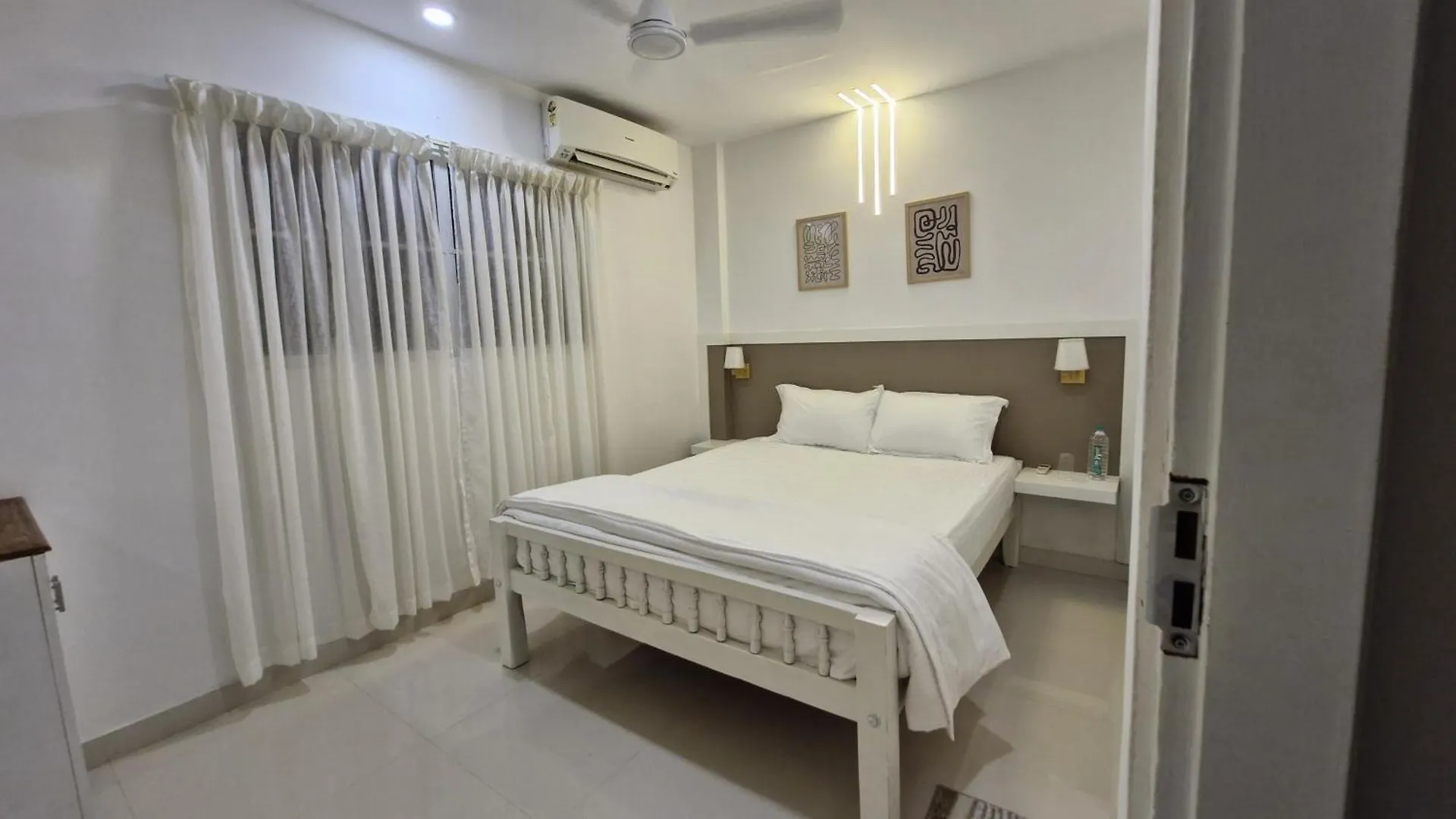 Pine Beach House Alappuzha 0*,